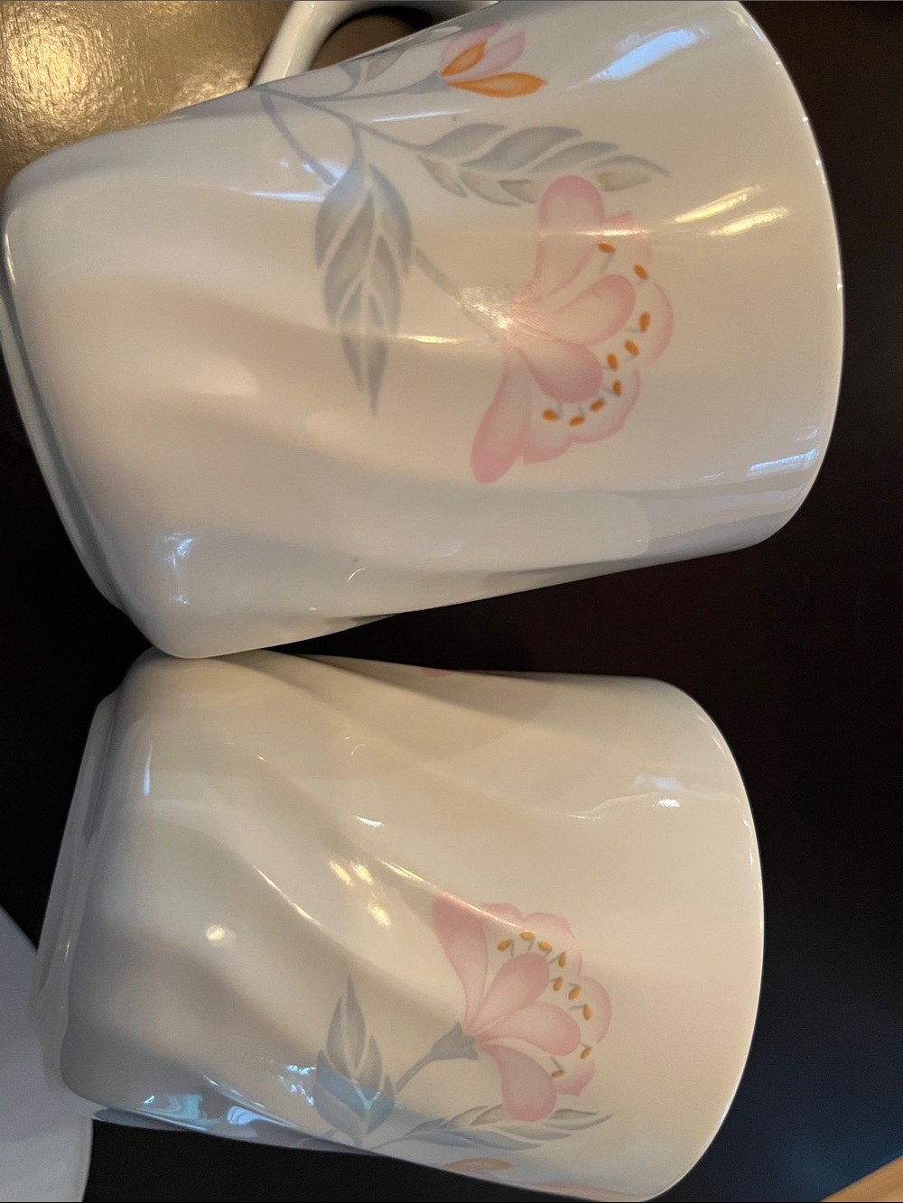 Set Corelle Cups and Saucers Pink Trio Pattern - Picture 6 of 8